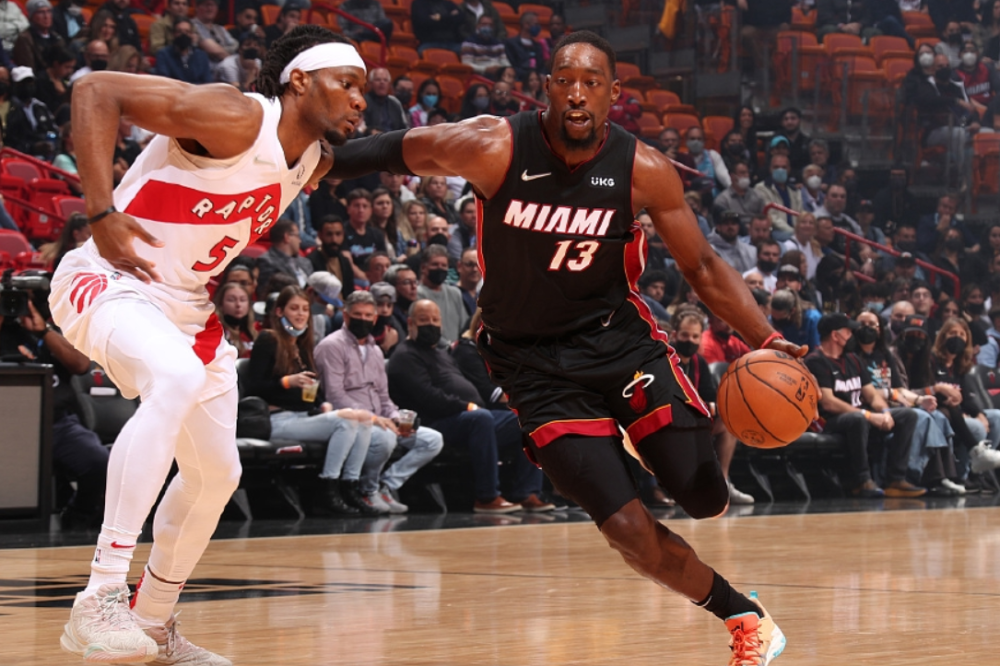  斯科蒂巴恩斯准三双，猛龙击败热火缩小分差