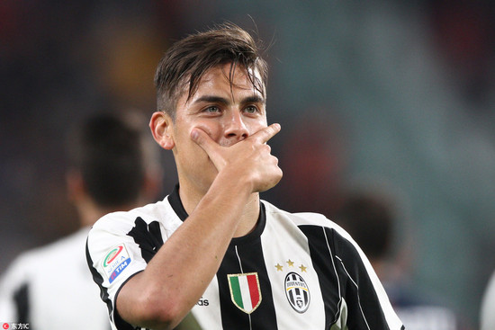  诺丁汉森林年轻门将神勇扑救保平局